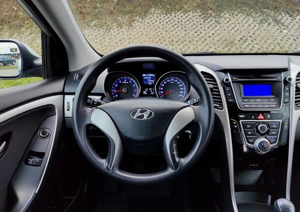 Hyundai I30 cena 37900 przebieg: 113756, rok produkcji 2015 z Węgorzyno małe 742